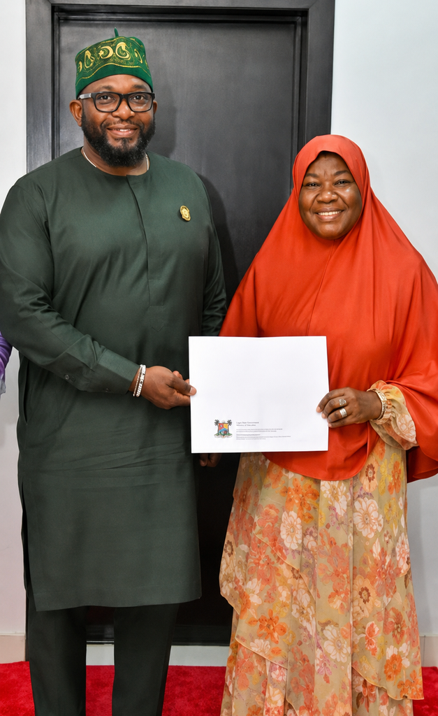 Mrs Adekoya with the Head of Service